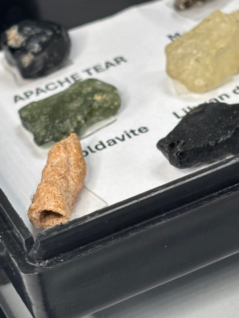 Tektit Meteorit Fulgurit Sammlung in bester Qualität, Moldavit, Libysches Wüstenglas, Billitonit, Indochinit, LDG, Blitzröhre, Apachenträne Rauchobsidian, Eisenmeteorit Naturglas