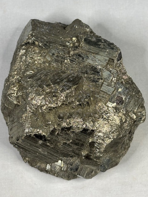 Pyrit Pentagondodekaeder Peru XL beste Qualität, Museumsstück, Katzengold