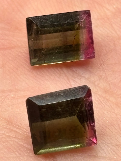 Mehrfärbige Turmalin facettiert Edelsteinqualität, Bi- Tri- color Wassermelonenturmalin Elbait