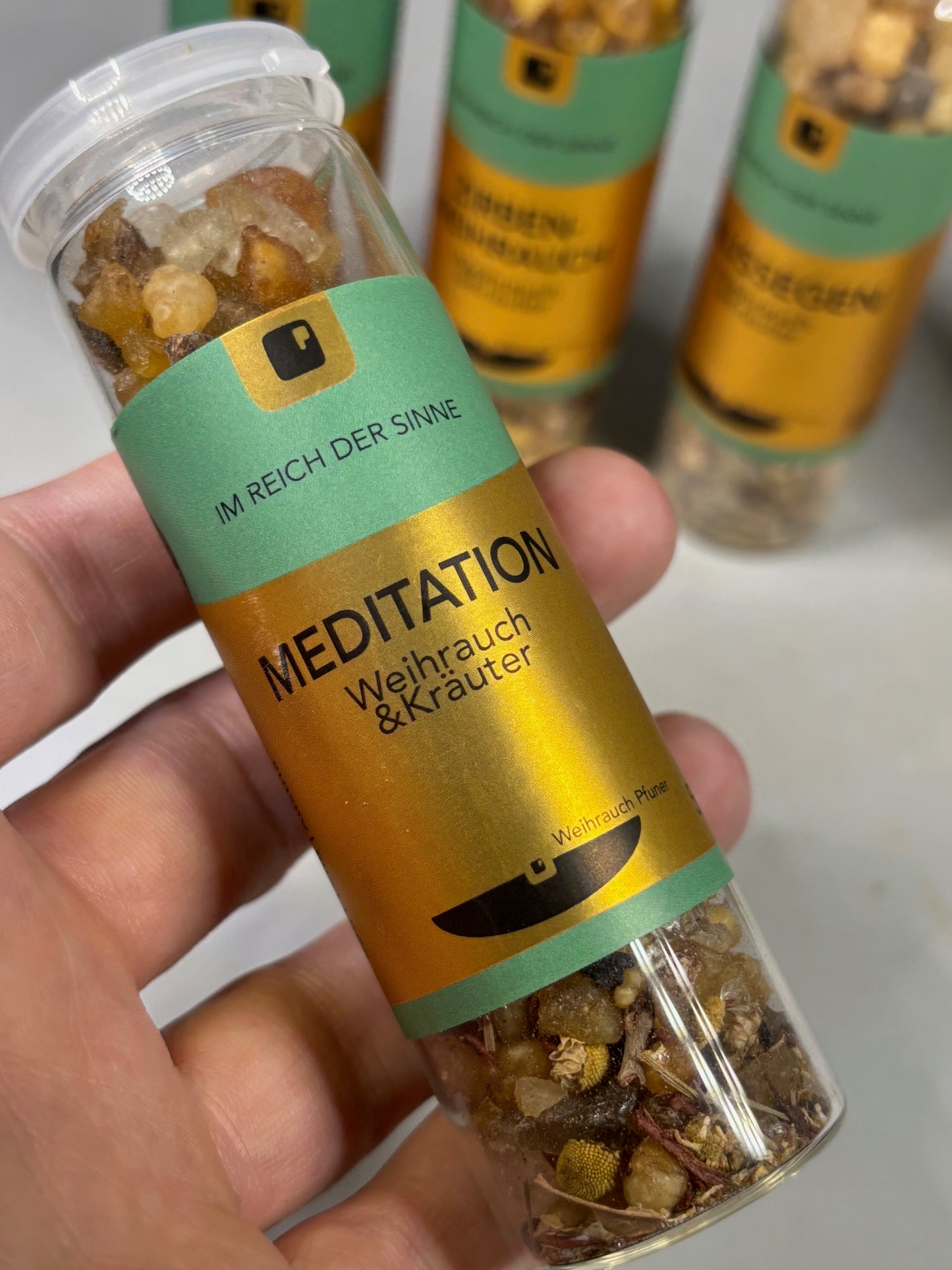 Pfuner Weihrauchmischung, Meditation, Haussegen, Neubeginn, Liebesräucherung & Zirbenweihrauch Zirbe