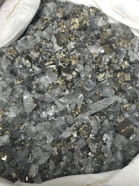 Mineraliensammlung groß Bulgarien & Kosovo, Bergkristall Pyrit Galena Manganocalcit Prasem Rhodochrosit Kristalle Großhandel