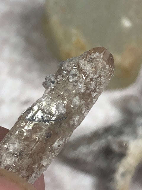 Topas Kristalle & Rohsteine – Edelsteinqualität aus den USA und Namibia