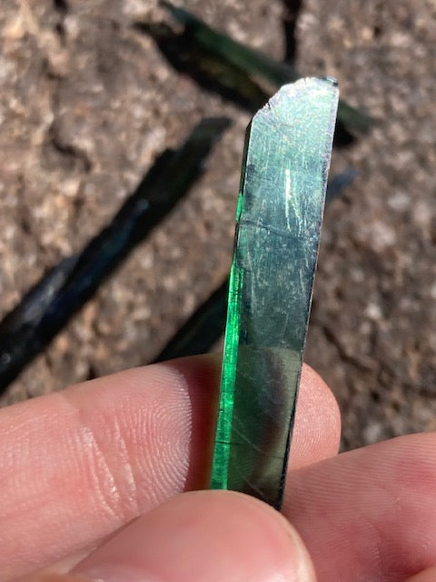 Vivianit-Kristalle in Edelsteinqualität – Transparente Naturkristalle aus Rumänien