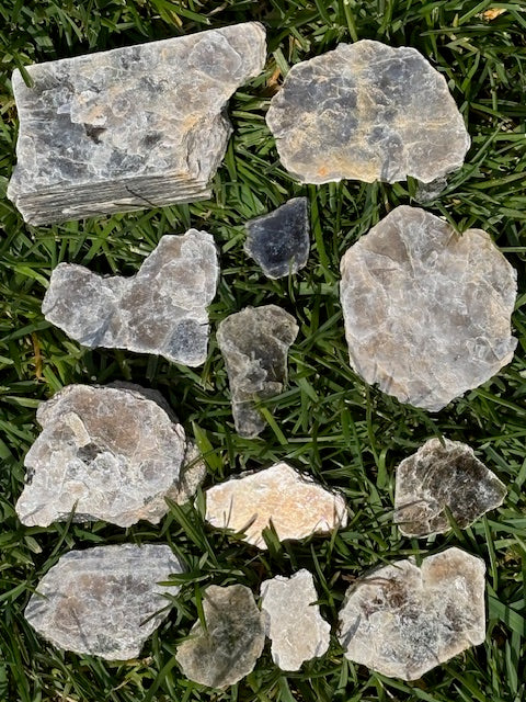 Muskovit Glimmer Rohsteine, Lepidolit Goldglimmer, Pigment, ColorIndex PW 20.77019. Weiß, Silber Acryl, Kalk / Fresko