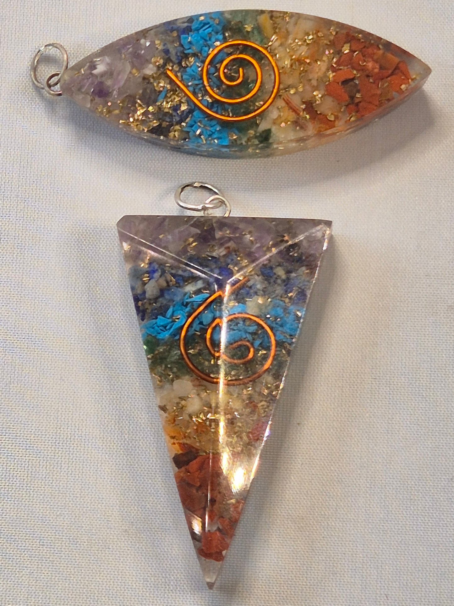 7 Chakra Orgon Anhänger, in bester Qualität, verschiedene Varianten kegel oder ovalförmig, Orgonit Wilhelm Reich