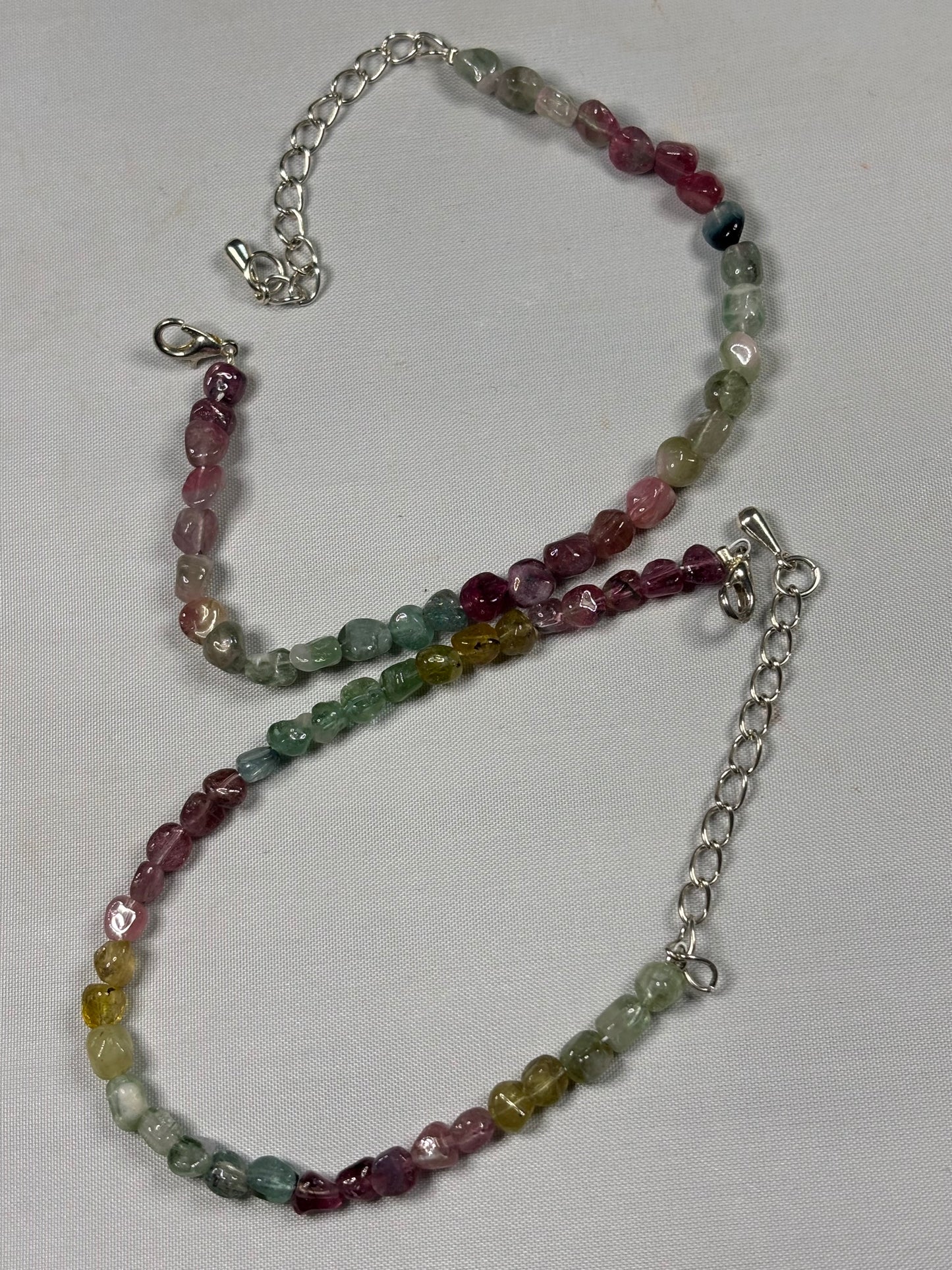 Buntes Turmalin Armband – Größenverstellbar (Regenbogen-Turmalin)
