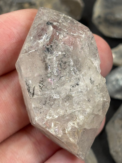 Bergkristall im Herkimer Diamanten Stil, Guizhou China, sehr gute Qualität, Enhydro