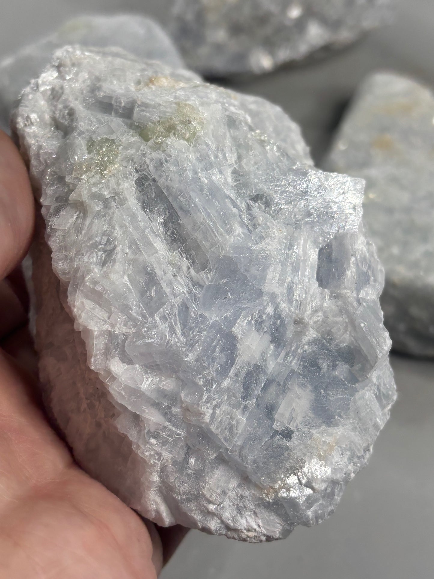 Blauer Calcit Rohstein, in bester Qualität