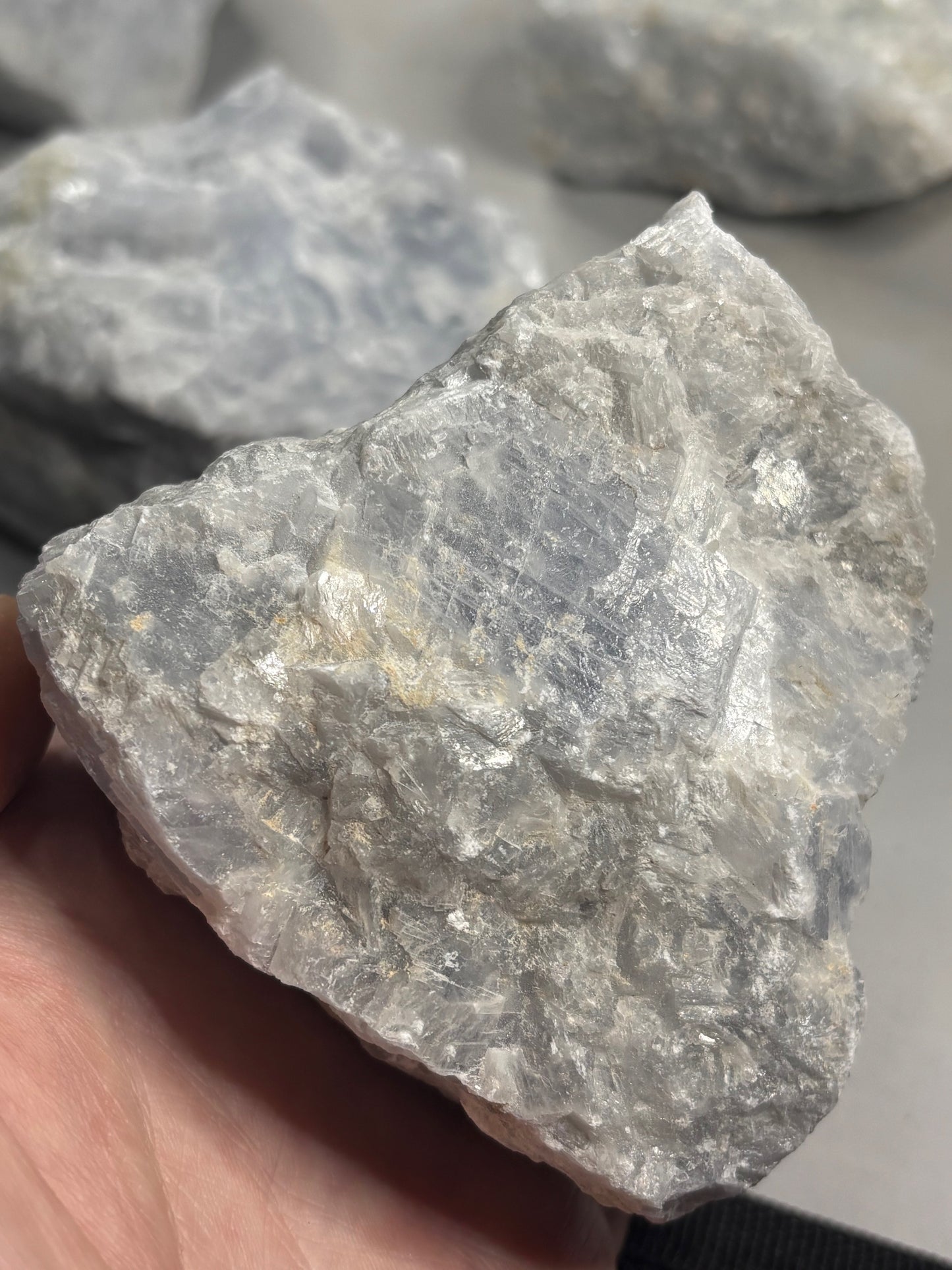 Blauer Calcit Rohstein, in bester Qualität