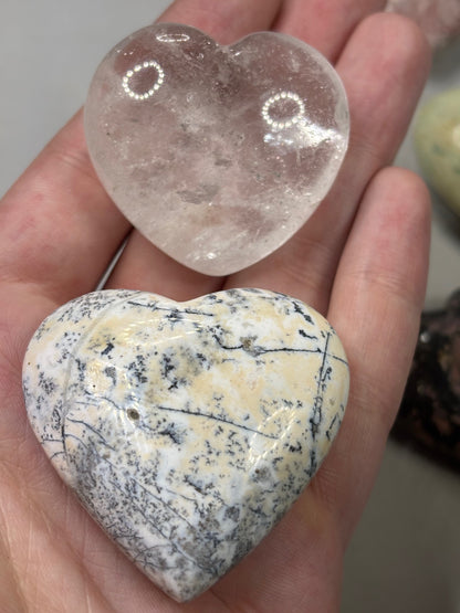 Edelsteinherzen gemischt ca. 50mm, in bester Qualität Rhodonit Quarz Bergkristall Chrysopras Jaspis Achat & viele mehr Edelstein Herz