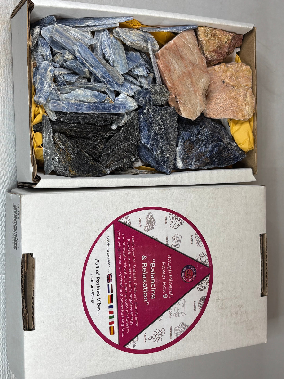 Edelstein Power Box Balance und Entspannung, Set 9 Kyanit schwarz sowie blau, Sodalith Feldspat