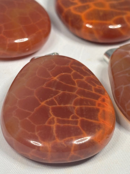 Feuerachat Anhänger in sehr guter Qualität