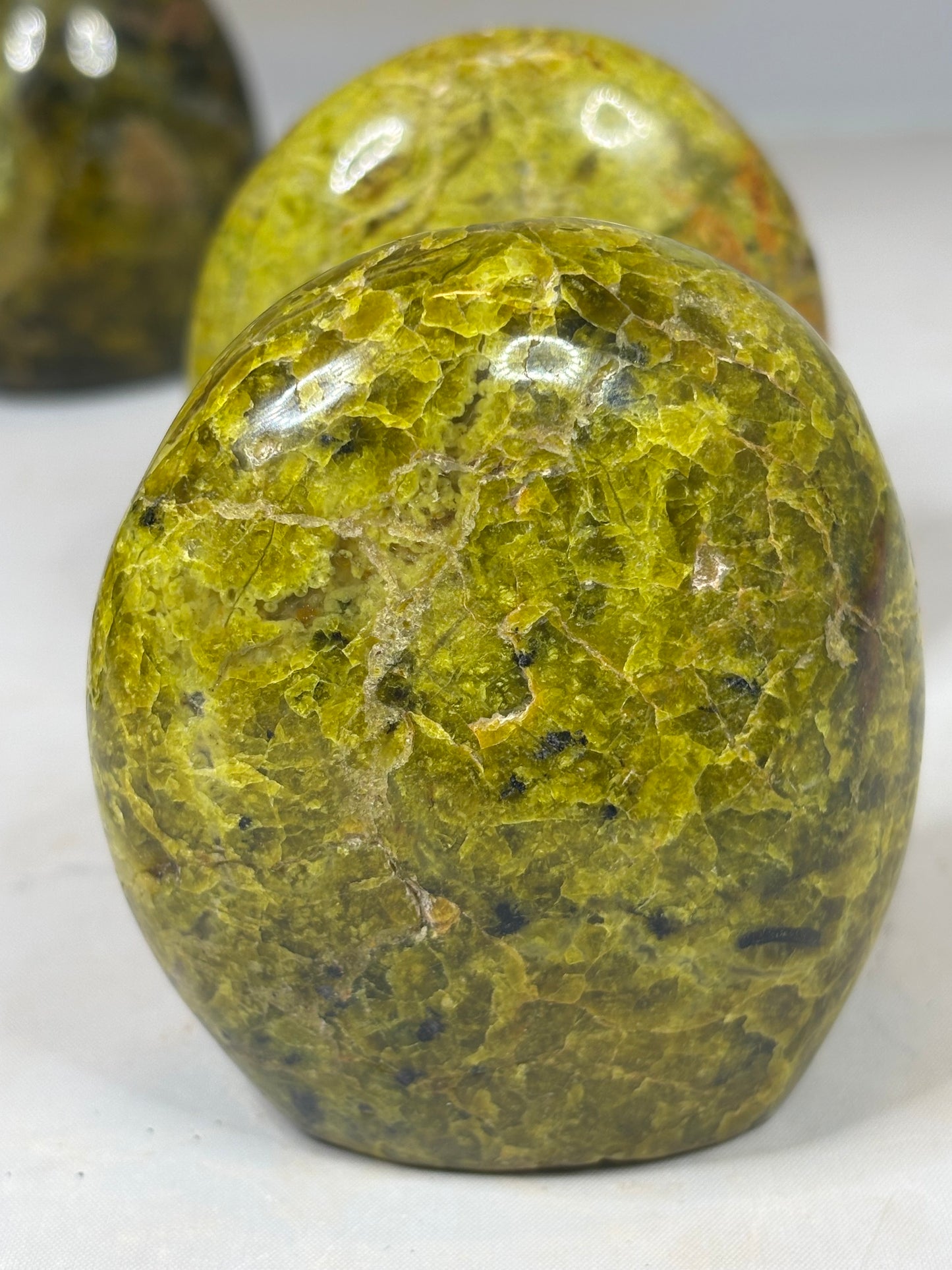 Grüner Opal Freiform poliert – (200g - 250g) Chloropal Kiwi-Opal