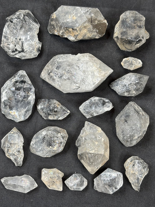 Bergkristall im Herkimer Diamanten Stil, Guizhou China, sehr gute Qualität, Enhydro