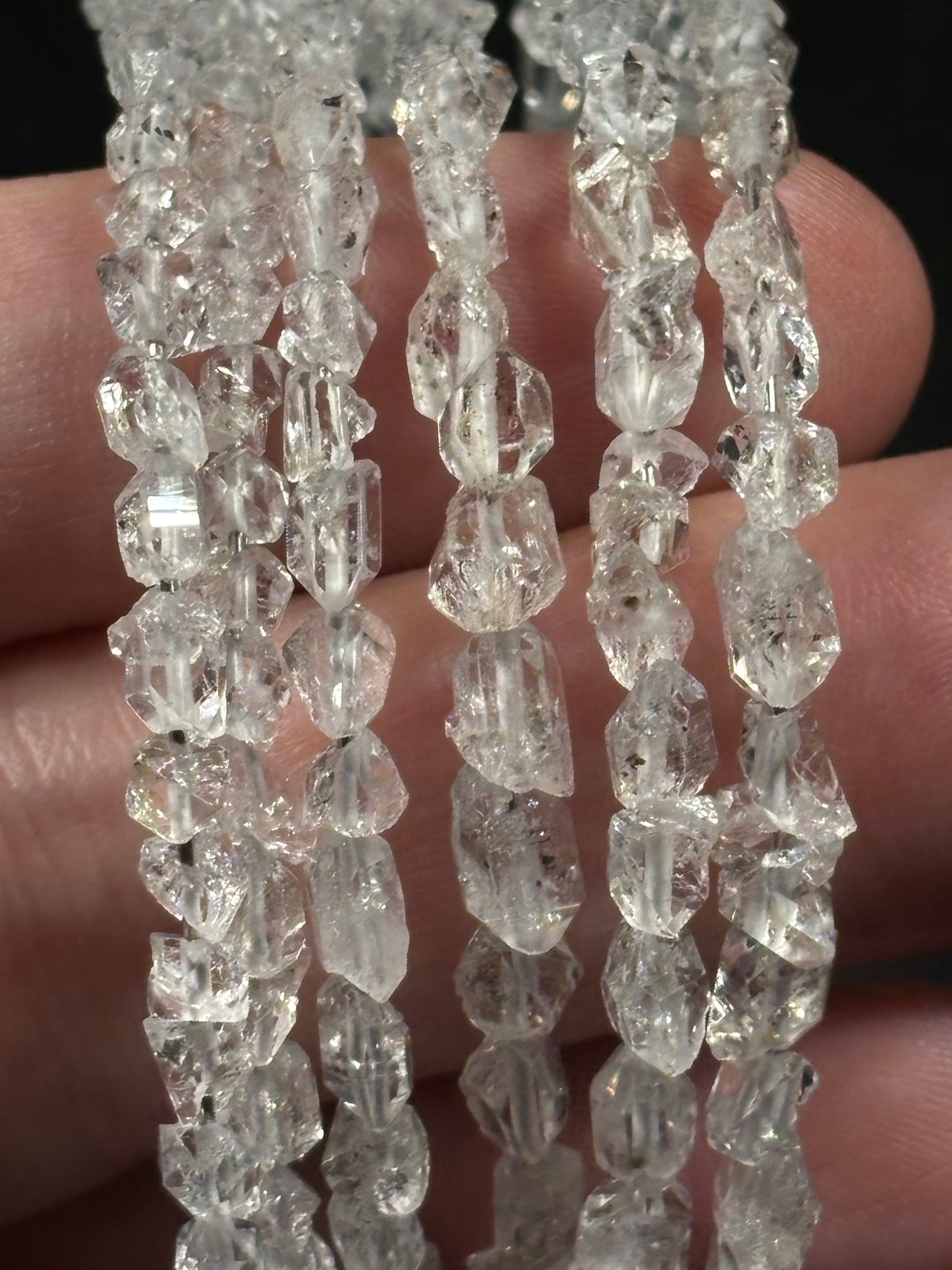 Herkimer Diamant Armband, größenverstellbar, UV aktiv Petroleum Quarz, Glühwürmchen Quarz