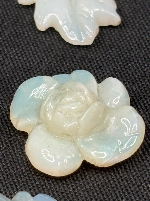 Edelopal Figur klein handgeschnitzt, Australien