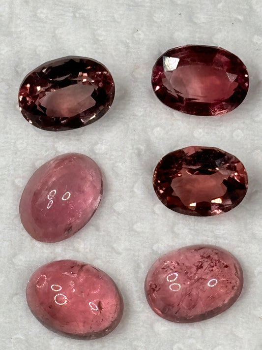 Turmalin rosa Edelsteine, entweder facettiert oder Cabochon, Rubellith in bester Qualität roter Turmalin