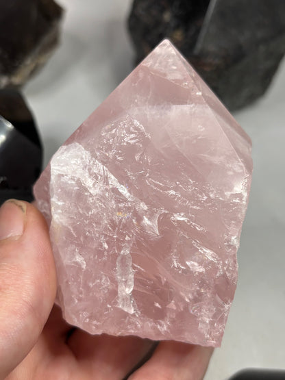 Halbpolierte Spitzen Freiformen, Turmalin Rauchquarz Rosenquarz Obsidian Adular (Mondstein) verschiedene Sorten