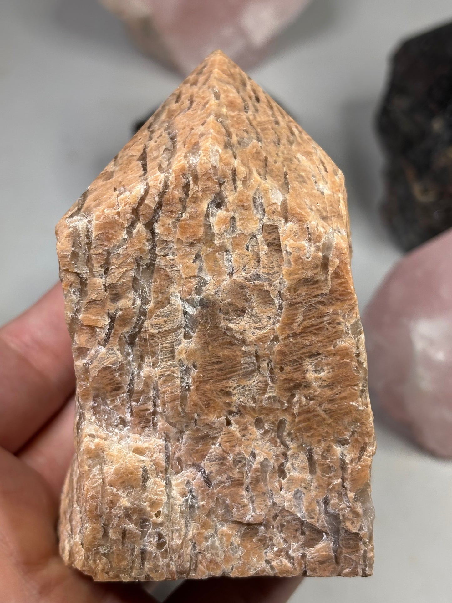 Halbpolierte Spitzen Freiformen, Turmalin Rauchquarz Rosenquarz Obsidian Adular (Mondstein) verschiedene Sorten