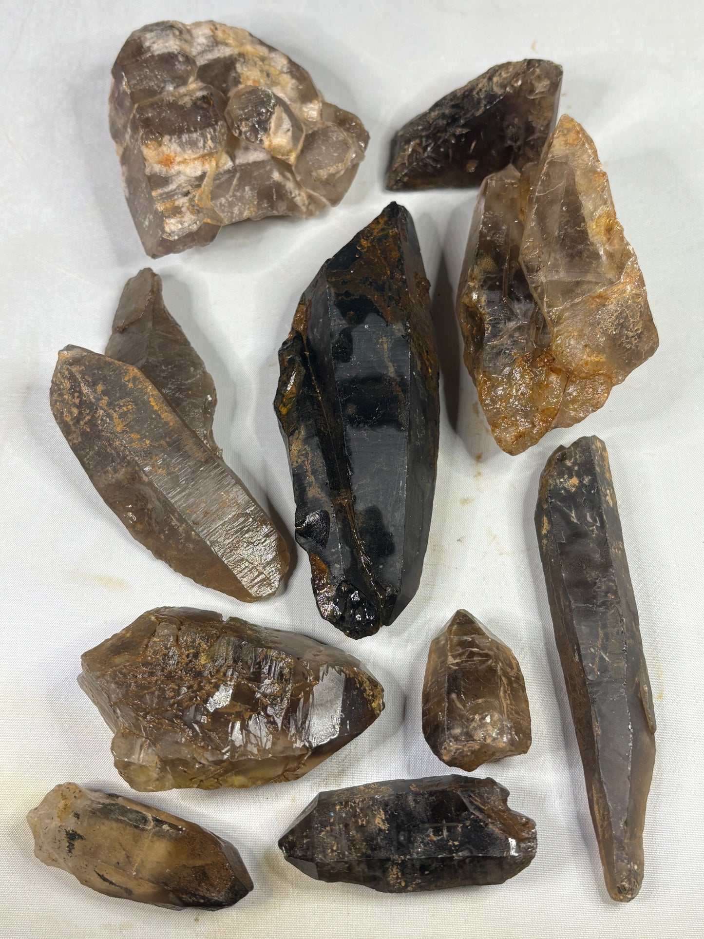 Rauchquarz Kristalle & Kristallstücke, Malawi Morion teilweise sehr transparent Elestial Jacaré Quarz Phantomquarz Ägirin Akmit Feldspat Zomba