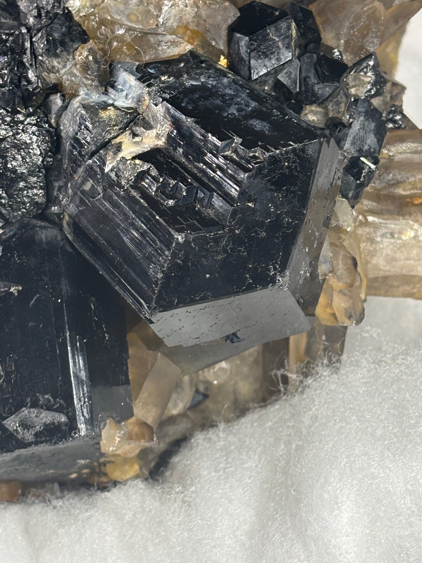 Turmalin schwarz, Rauchquarz & Hyalith (UV-aktiv) Kristallstufe XXL (ca. 5,1Kg), beste Qualität Schörl Museum Morion Glasopal