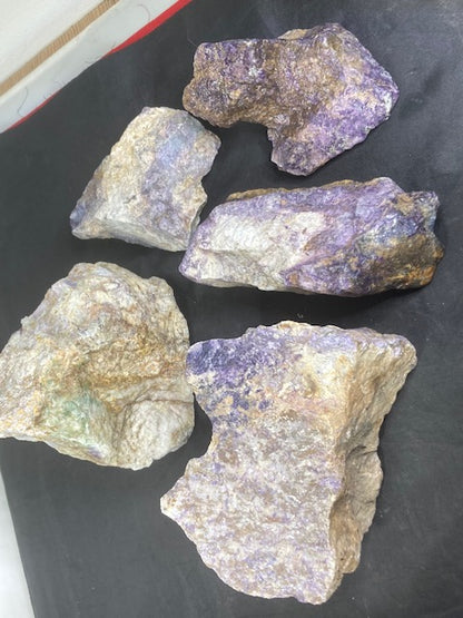 Tiffany Stone Rohsteine in bester Qualität, Rarität Fluorit Opal Phenakit Bertrandit Beryll