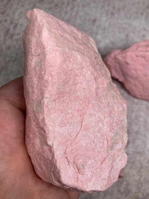 Thulit Rohsteine sehr gute Qualität, Zoisit rosa