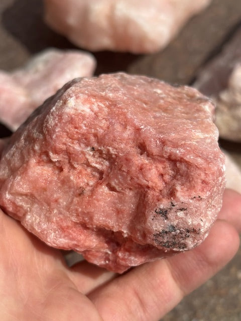 Petalit Rohsteine in sehr guter Qualität, Kastorit Castorit