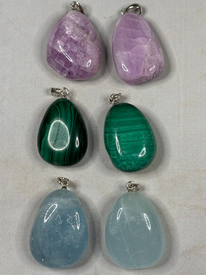 Edelstein Anhänger 925er Silberfassung – Kunzit, Aquamarin & Malachit
