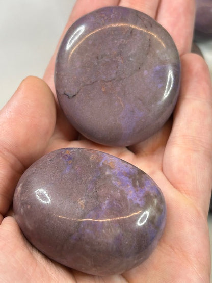 Lavendeljade in bester Qualität, Jadeit Rarität, türkische Jade, Turkiyenit