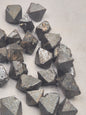 Magnetit Kristalle oktaederförmig sehr gute Qualität, Brasilien (10 Gramm) Magnetstein