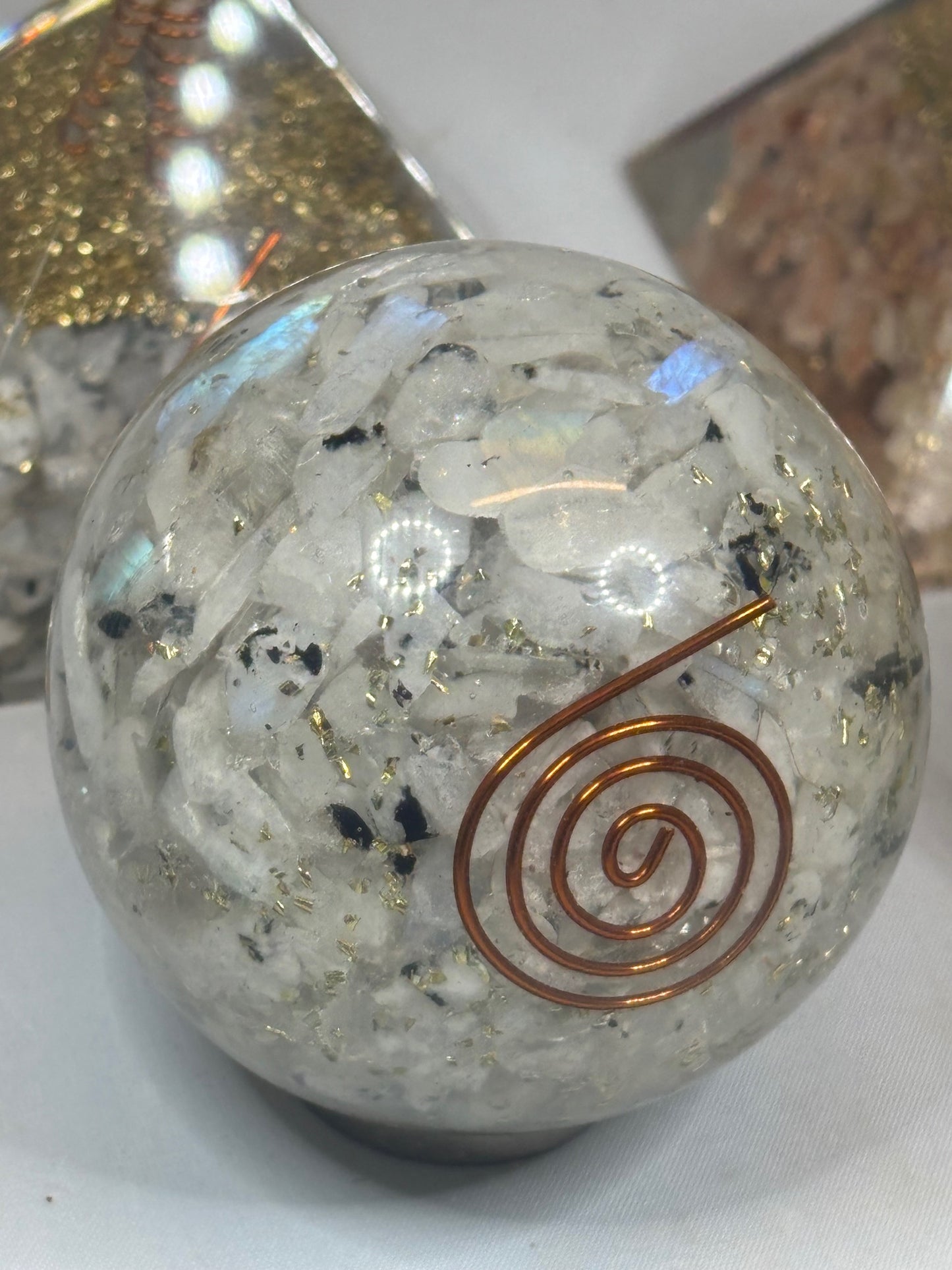 Mondstein oder Sonnenstein Orgonit, Pyramide & Kugel, Wilhelm Reich