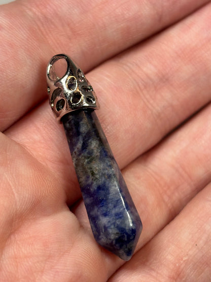 Edelstein Pendelanhänger Amethyst, Tigerauge, Lapislazuli – Glatte Kristall-Stifte mit kunstvoller Ornament-Fassung