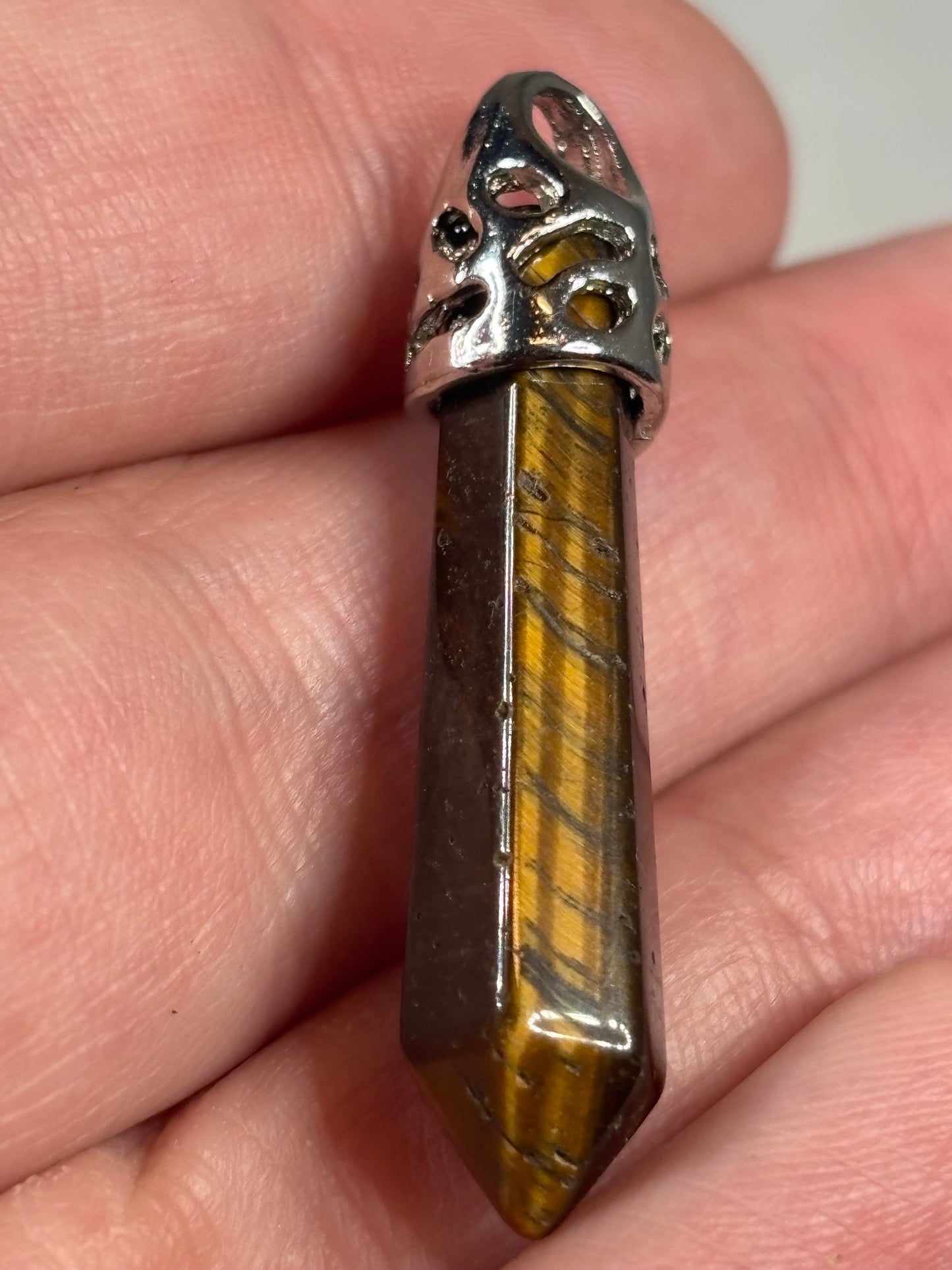 Edelstein Pendelanhänger Amethyst, Tigerauge, Lapislazuli – Glatte Kristall-Stifte mit kunstvoller Ornament-Fassung