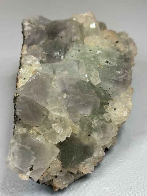 Fluorit Kristalle (UV aktiv), beste Qualität, Regenbogenfluorit Baryt Pyrit Bergkristall
