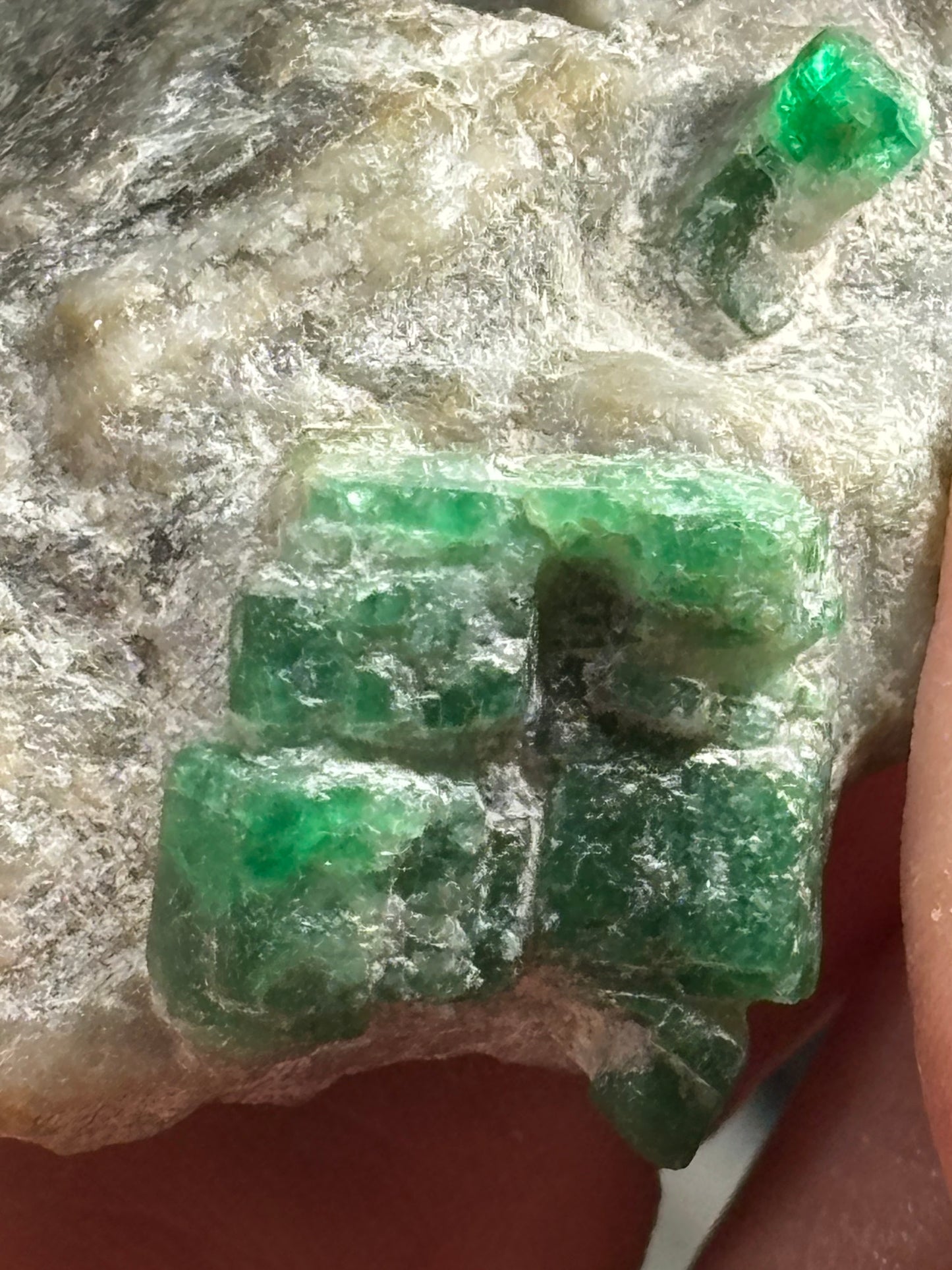 Smaragd Kristalle auf Matrix, sehr gute Qualität, Pakistan Swat Tal