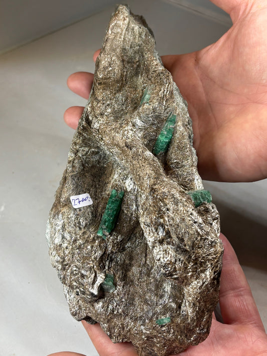 Smaragdkristalle auf Matrix, Habachtal EXTRA Qualität, Museumsstück Smaragd