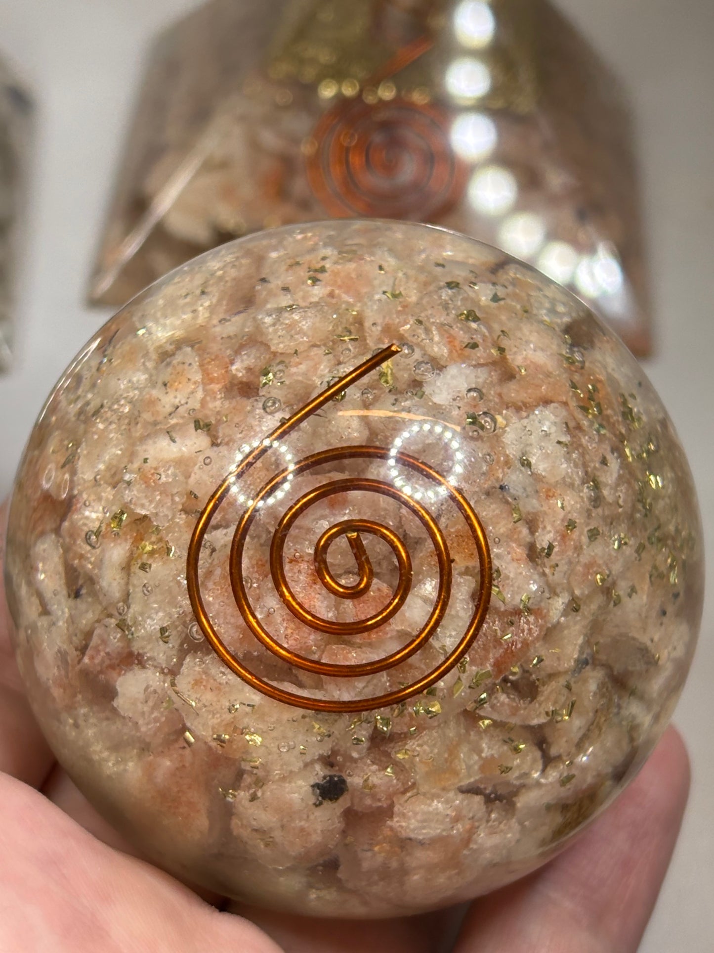 Mondstein oder Sonnenstein Orgonit, Pyramide & Kugel, Wilhelm Reich