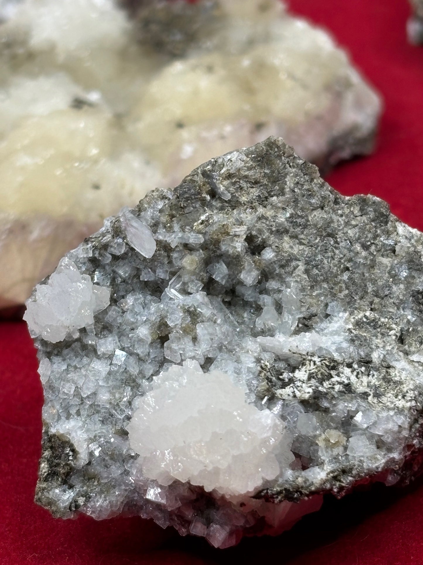 Stellerit Kristalle in bester Qualität, Dyer Quarry USA, Zeolitmineralien Rarität, Zeolith