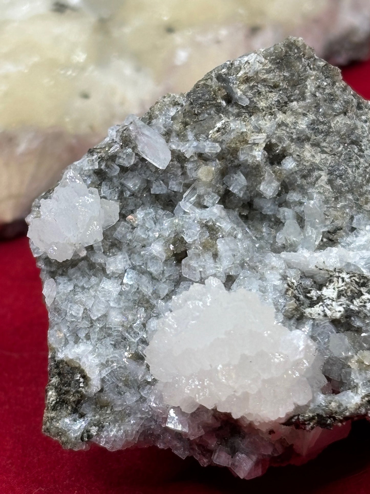 Stellerit Kristalle in bester Qualität, Dyer Quarry USA, Zeolitmineralien Rarität, Zeolith
