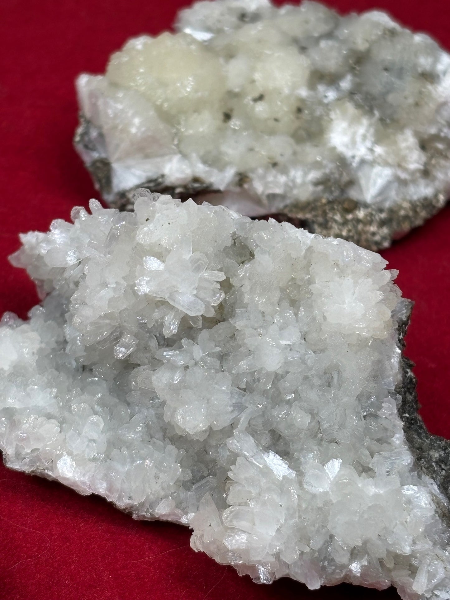 Stellerit Kristalle in bester Qualität, Dyer Quarry USA, Zeolitmineralien Rarität, Zeolith