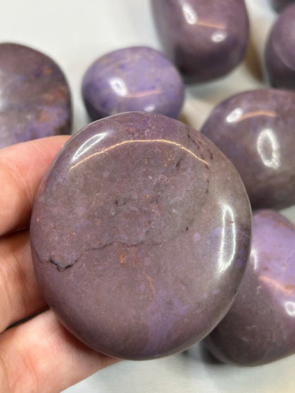 Lavendeljade in bester Qualität, Jadeit Rarität, türkische Jade, Turkiyenit
