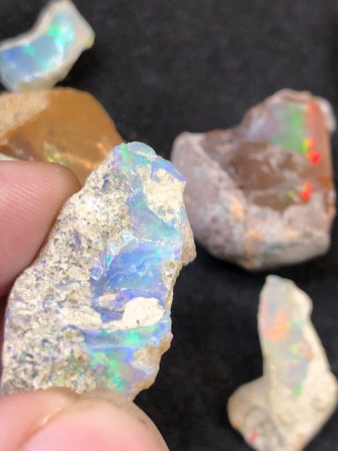 Edelopale A-Qualität diverse Sorten, Welo Opal, Feueropal, Schwarzopal, Kristallopal, Chocolate Opal, Großhandelspreis